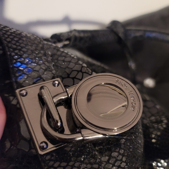 MK Hamilton Jewel Python Tote💕 - Picture 3 of 9